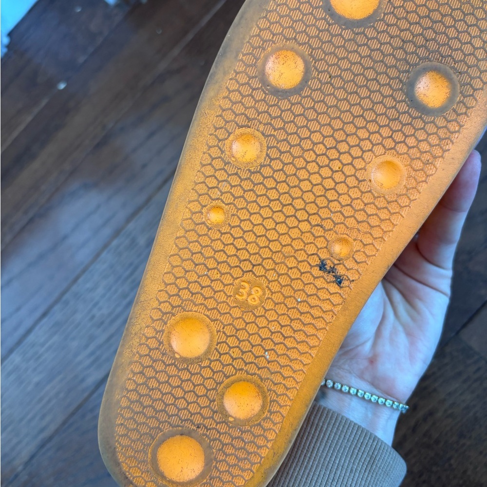 Off-White Vibrant Orange Slides - image 4